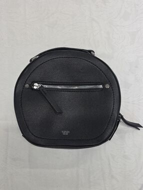 Tutilo New York Black Circular Crossbody Bag